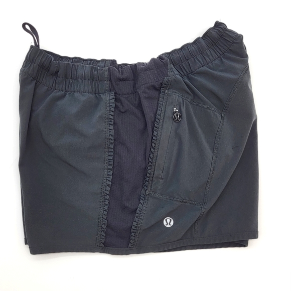 Lululemon athletica black lined running short elastic drawstring mesh Size 4 - Picture 2 of 16